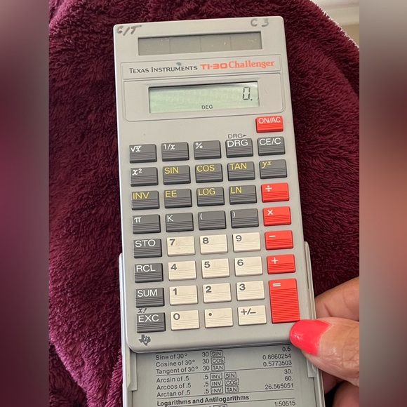 Vintage TEXAS INSTRUMENTS TI-30 CHALLENGER Solar CALCULATOR w Case It Works - Picture 1 of 5